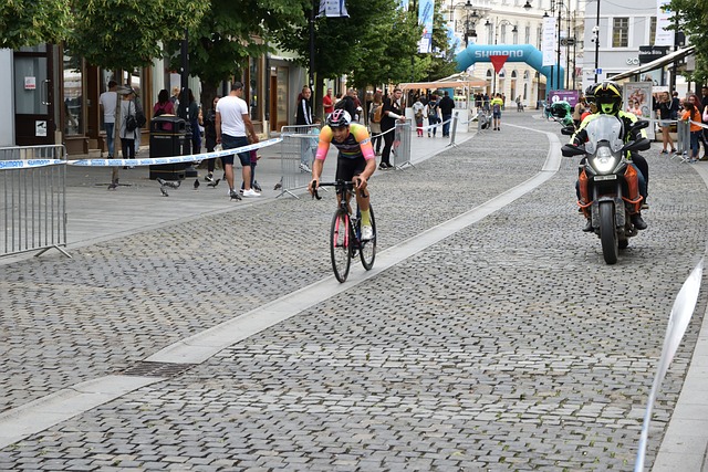 本次听障女 本次听障女